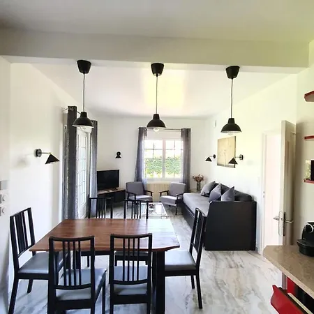 Entier Avec Grand Jardin Et Parking Wifi 6 Et Fibre Lejlighed *