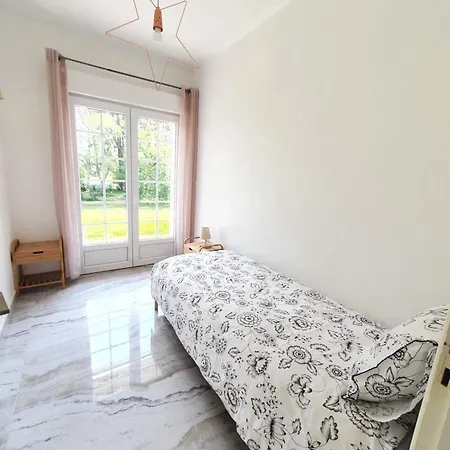 Entier Avec Grand Jardin Et Parking Wifi 6 Et Fibre Apartament
