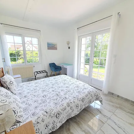 Entier Avec Grand Jardin Et Parking Wifi 6 Et Fibre